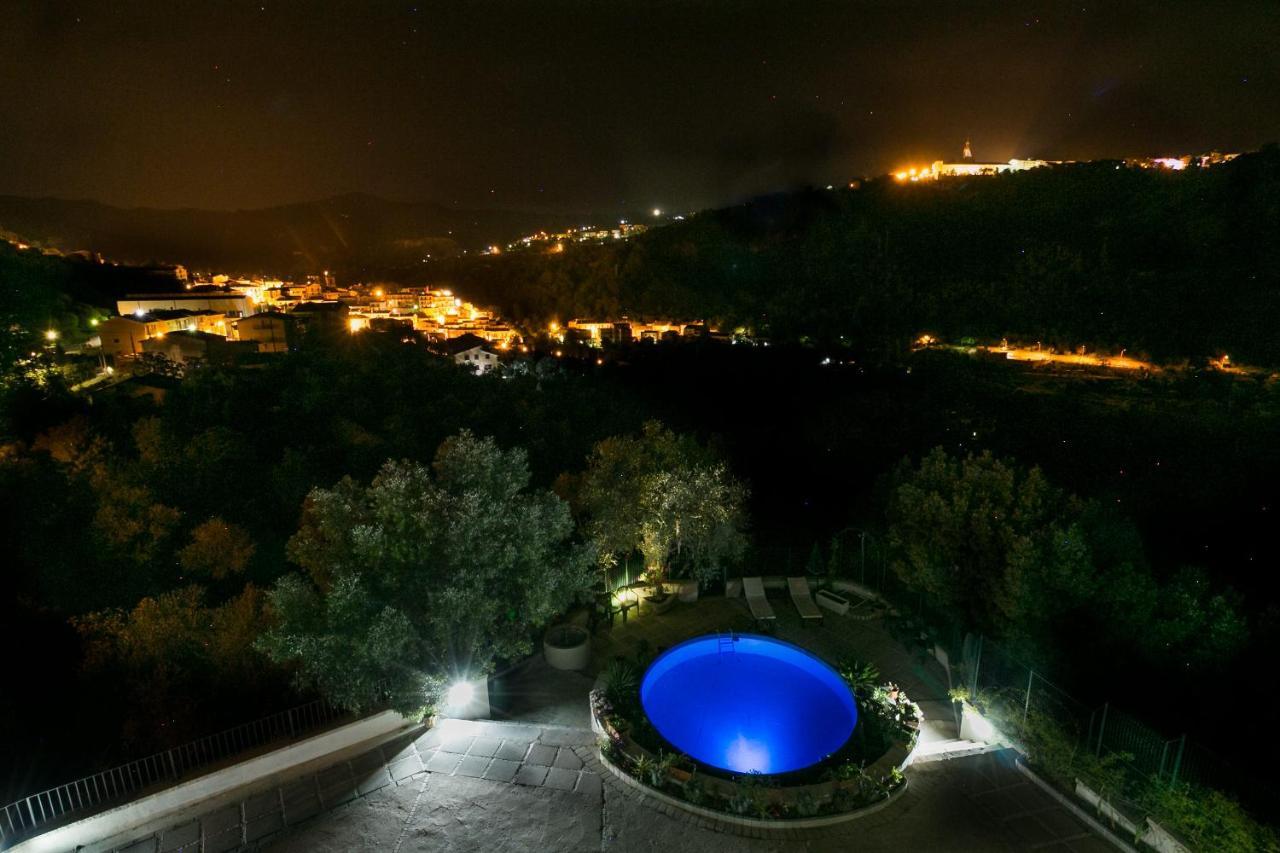 Casa Elisabetta Shortlets Apartment Caposele ภายนอก รูปภาพ